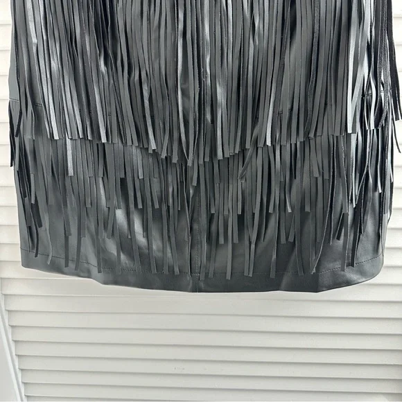 NWOT Wilson’s Leather Faux Leather Fringe Mini Skirt - Picture 3 of 9